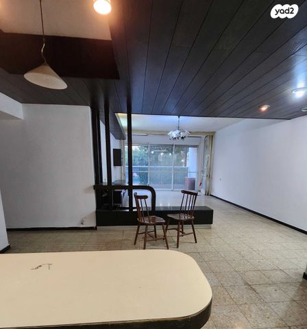 דירה, הדר, הרצליה הירוקה, נווה עובד, הרצליה