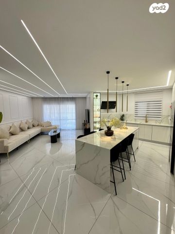 גג/ פנטהאוז, אשכולית, רמות הרכס, באר שבע