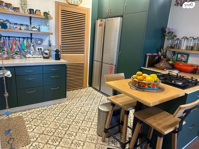 דירת גן, יהושע גלוברמן, סביוני הכרמל, חיפה