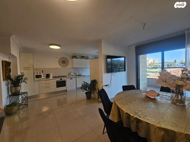 דירה, אברהם שטרן, קרית היובל, ירושלים