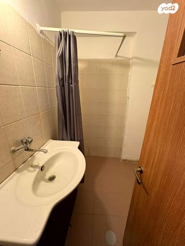 דירה, אוסישקין 2, שכונה א', באר שבע