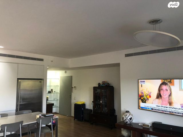 דירה, הוד השרון