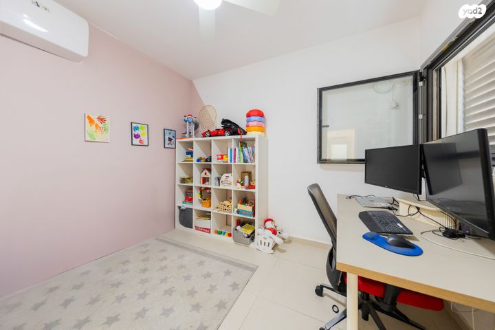 דירה, הוד השרון