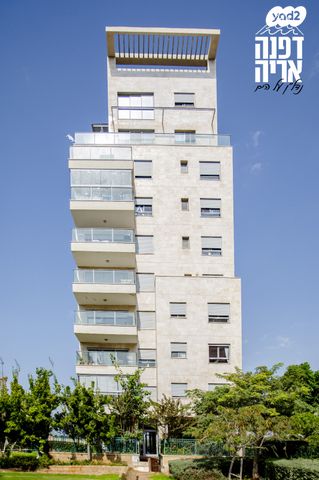 דירה, שדרות מנחם בגין 25, גבעת אולגה, חדרה