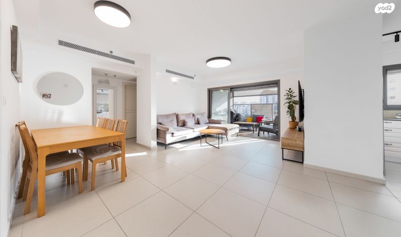 דירה, הוד השרון