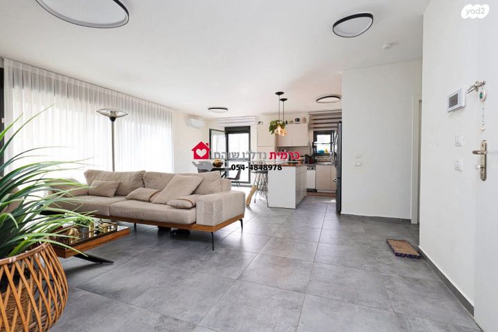 גג/ פנטהאוז, הדרים / כ"א, שוהם