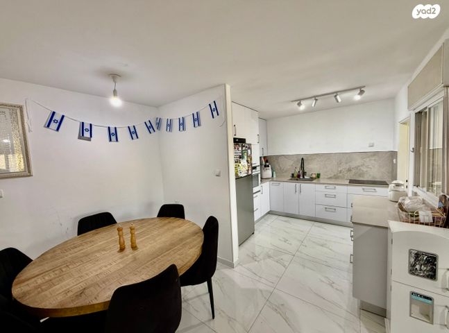 דירה, גפנוביץ 14, בית אליעזר, חדרה