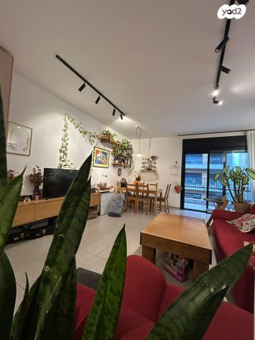 דירה, אסף 29, חרוזים, רמת גן