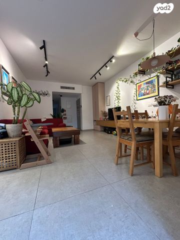 דירה, אסף 29, חרוזים, רמת גן