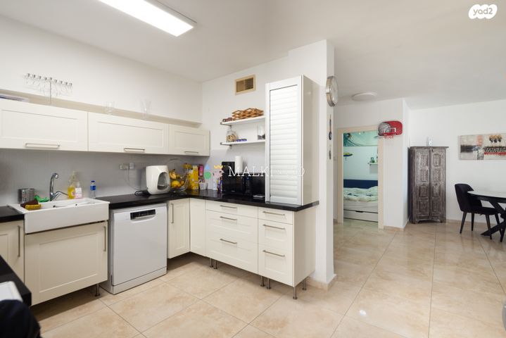 דירה, בלפור, רמב"ם, ראשון לציון