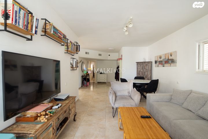 דירה, בלפור, רמב"ם, ראשון לציון