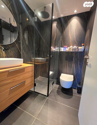 דירה, חנה סנש, רמת אליהו, ראשון לציון