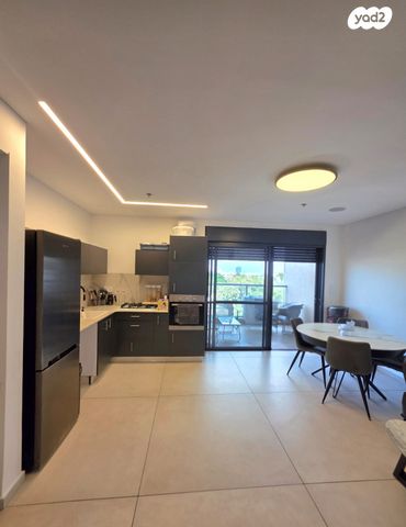 דירה, חנה סנש, רמת אליהו, ראשון לציון