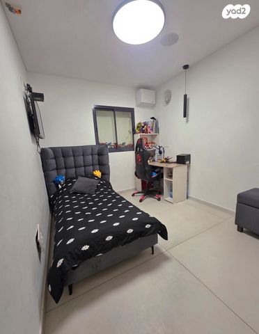 דירה, חנה סנש, רמת אליהו, ראשון לציון