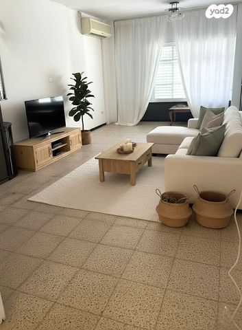 שדרות העצמאות 