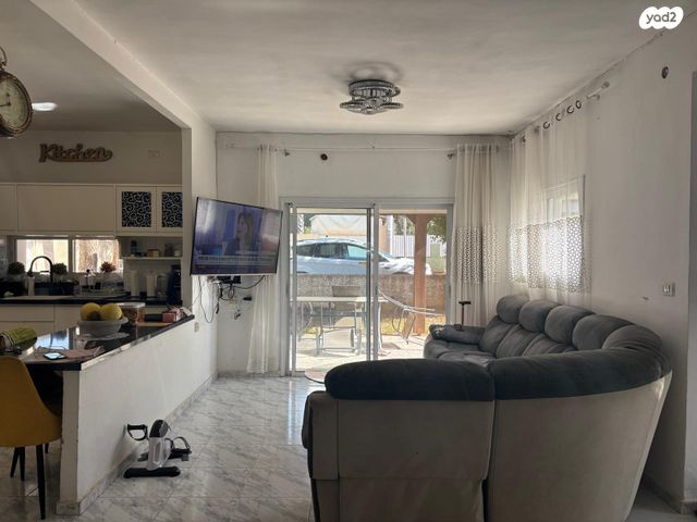 דו משפחתי, בית אליעזר, חדרה