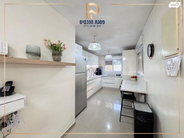 דירה, הרב פניז'ל, נווה יעקב, ירושלים