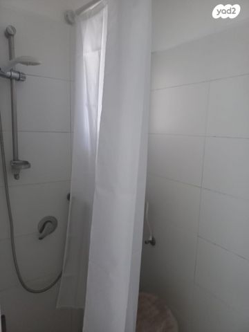 דירת גן, המתמיד, בן דור, נשר