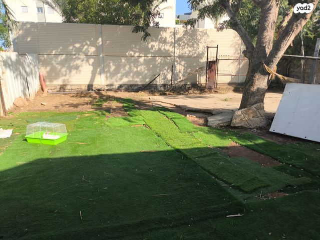 מגרשים, רעננה