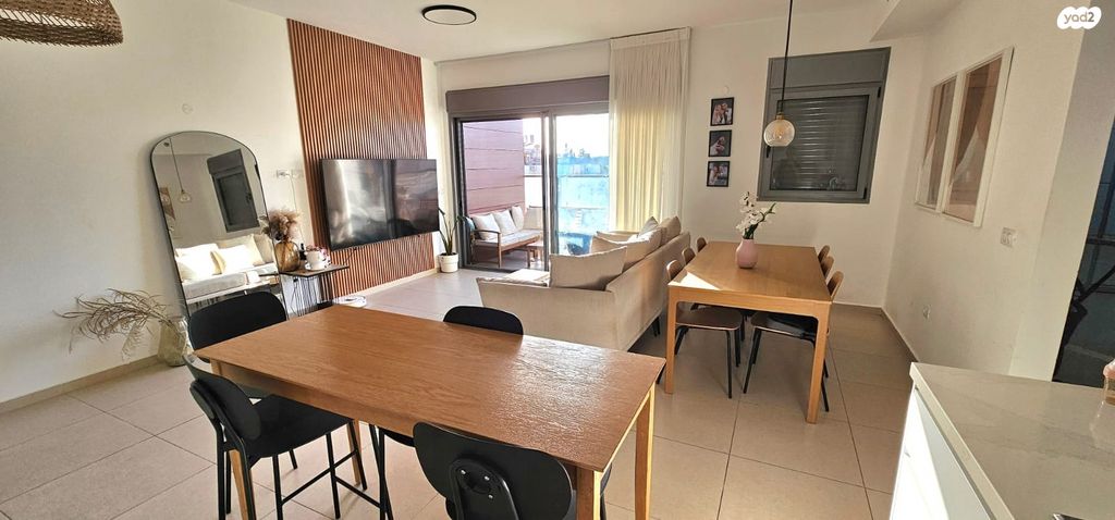 דירה, רמתיים, הוד השרון