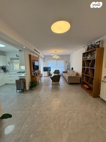 דירת גן, שיטה 6, המכבים, גבעת זאב