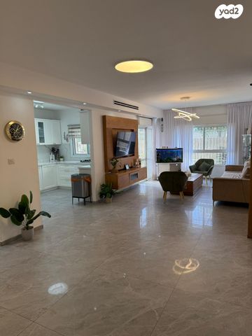 דירת גן, שיטה 6, המכבים, גבעת זאב