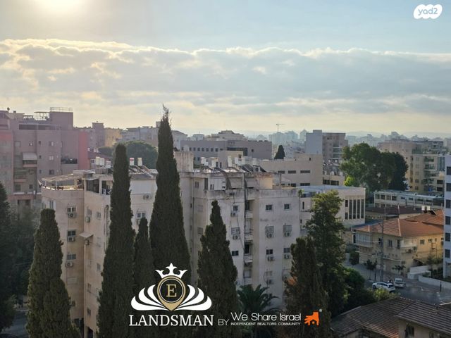 דירה, יעקב, ג' / מרכז מזרח העיר, רחובות