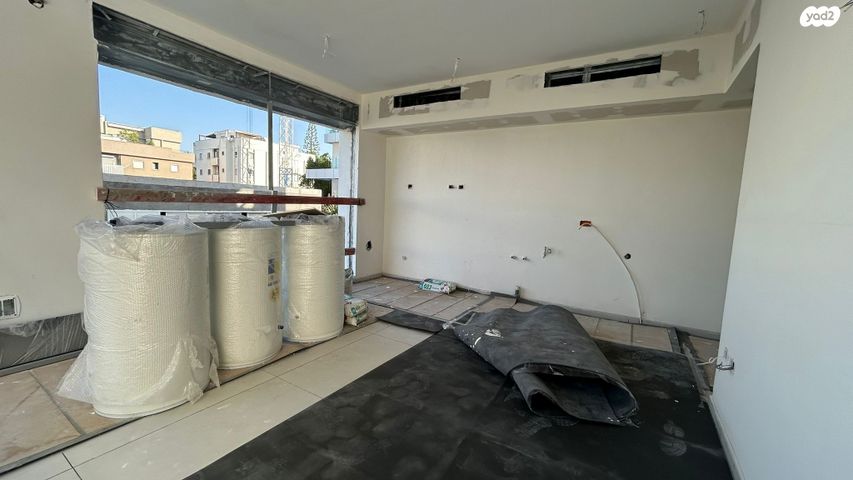 דירה, בורוכוב, גבעתיים