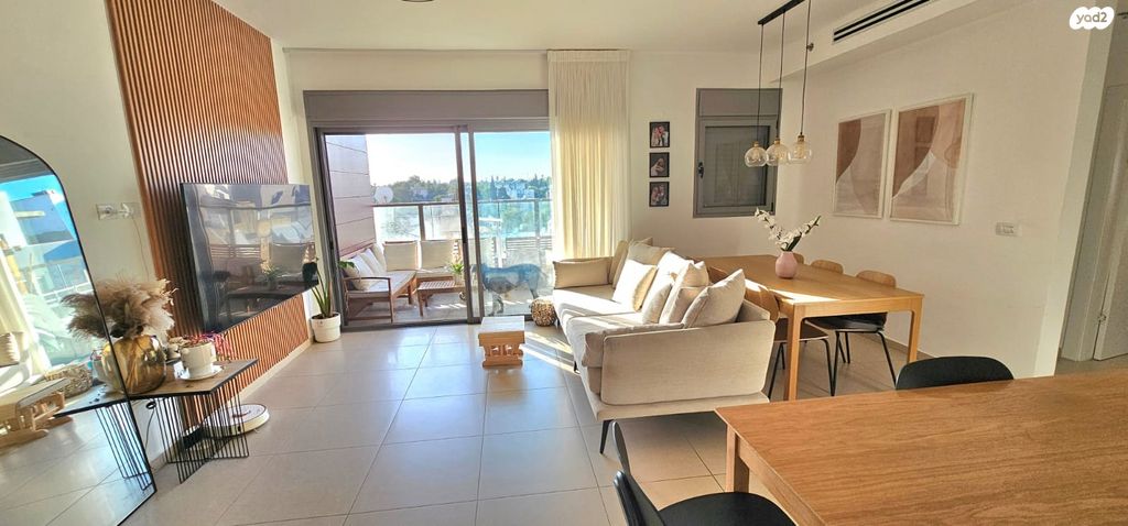 דירה, רמתיים, הוד השרון