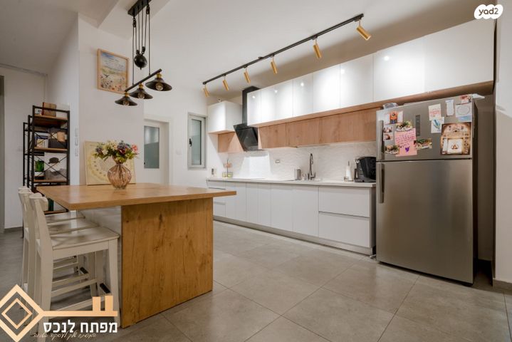 דירת גן, נווה שרון / שער העיר, נתיבות