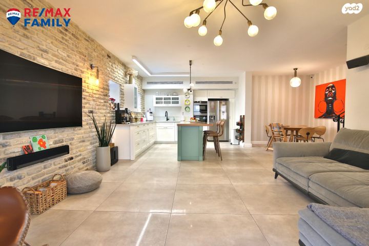 דירת גן, ברק 33, מוצקין הותיקה, קרית מוצקין