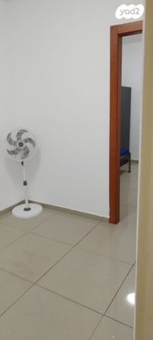 דירה, שלום שבזי, נווה פז, חיפה