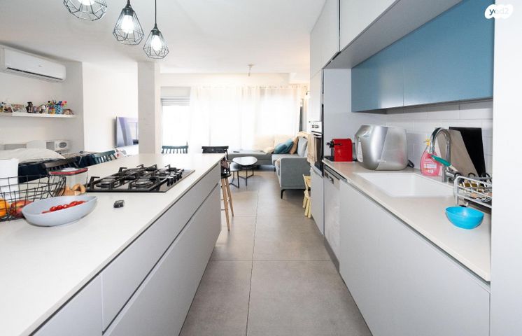 דירה, האילנות, הרצליה