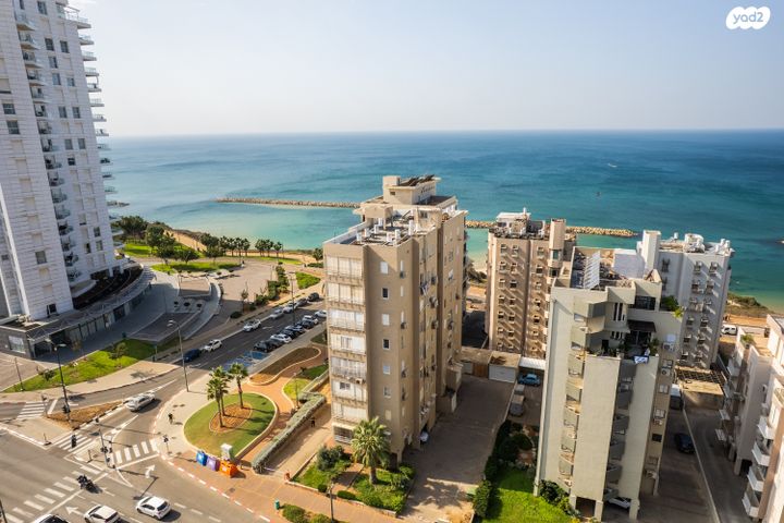 דירה, שדרות ז'בוטינסקי 46, מרכז העיר דרום, נתניה