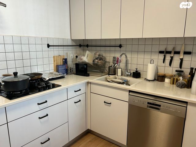 דירה, הרב אוורבוך 25, הדר, רמת השרון