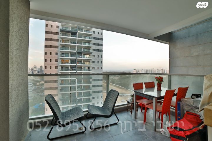 דירה, דודו דותן 3, הרקפות, ראשון לציון