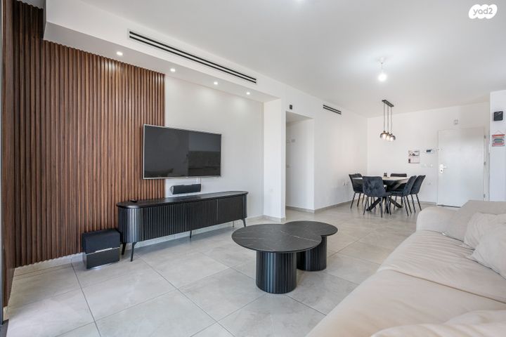 דירה, שושנת העמקים, אור ים, אור עקיבא