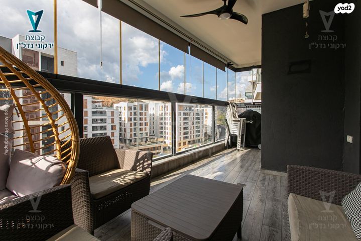 דירה, עמק הכרמל, נשר