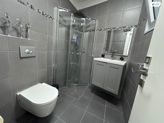 דירה, שדרות ששת הימים 14, מרכז, כפר סבא