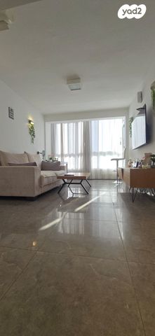 דירה, הפרדס 27, תל גיבורים, חולון