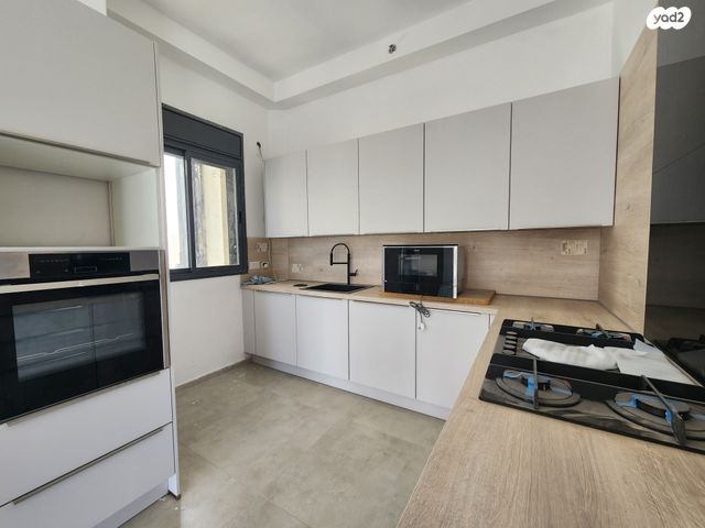 גג/ פנטהאוז, רביבים, גני ראשון, ראשון לציון