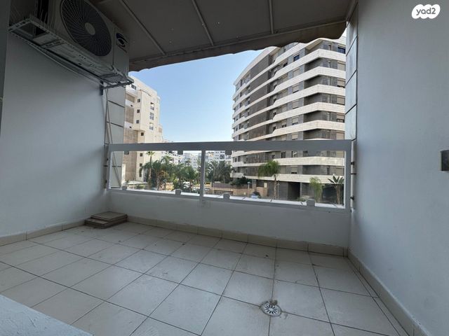 רובע הקריה, הסיטי