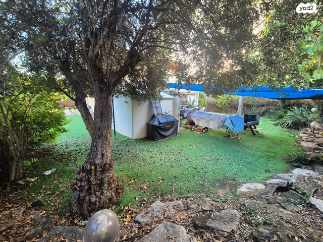 בית פרטי/ קוטג', שיכון עממי, הוד השרון