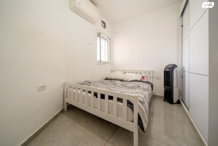 דירה, בריגדיר קיש, מחנה יהודה, פתח תקווה