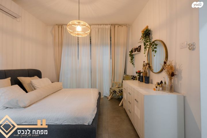 דירת גן, נווה שרון / שער העיר, נתיבות