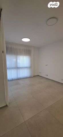 דירה, קזן, רעננה