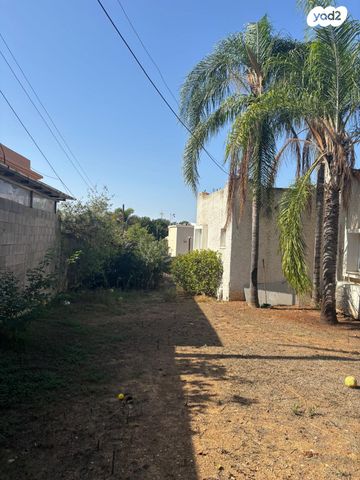 דו משפחתי, בית אליעזר, חדרה