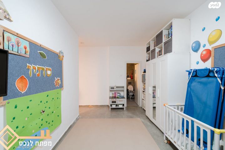 דירת גן, נווה שרון / שער העיר, נתיבות