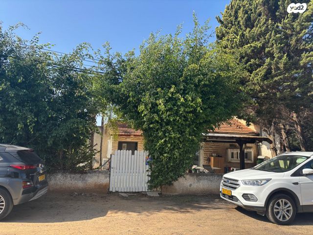 דו משפחתי, בית אליעזר, חדרה