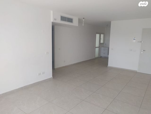 דירה, עולי הגרדום, שבעת המינים, דימונה